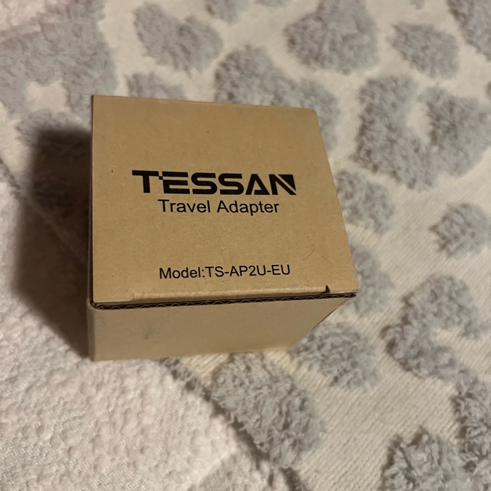 TESSAN Travel Adapter